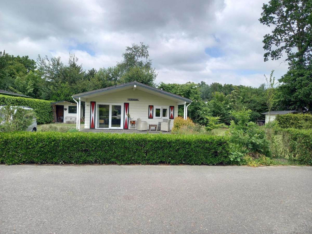 Villa Chaletbos Voorthuizen Stroe Garderen Exterior foto